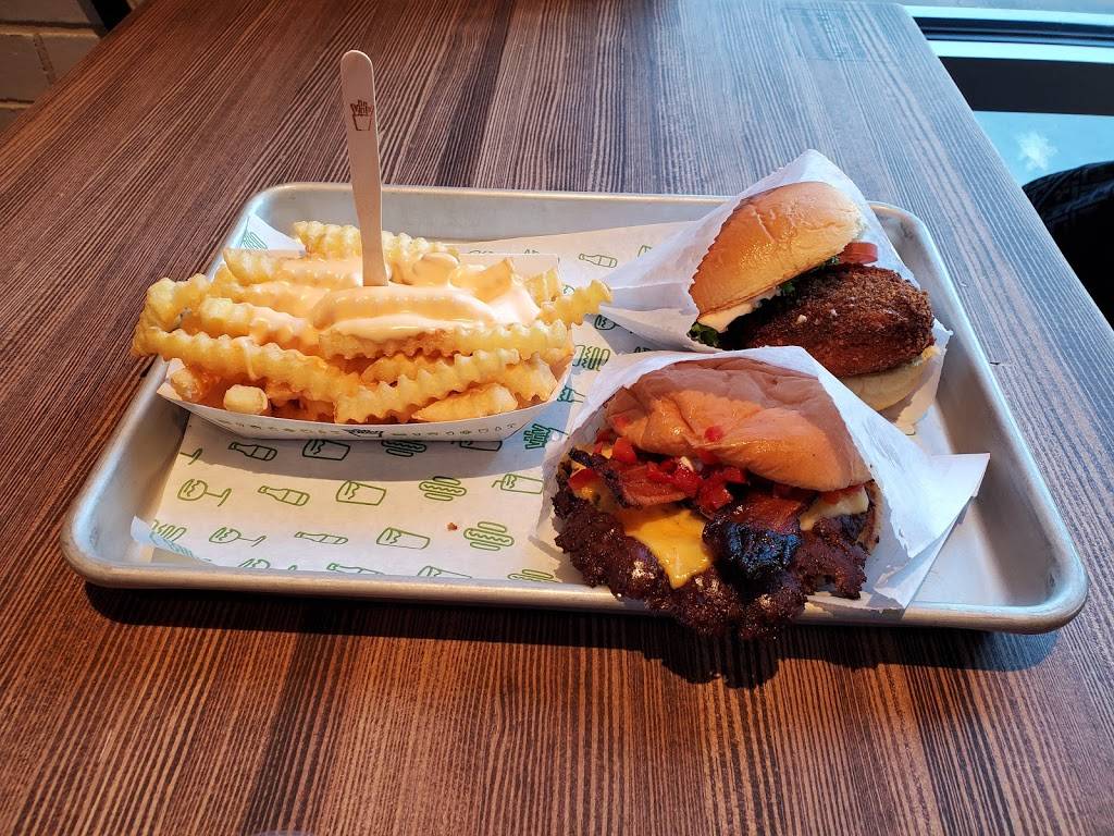 Shake Shack | restaurant | 4786 Admiralty Way, Marina Del Rey, CA 90292, USA | 2136183241 OR +1 213-618-3241