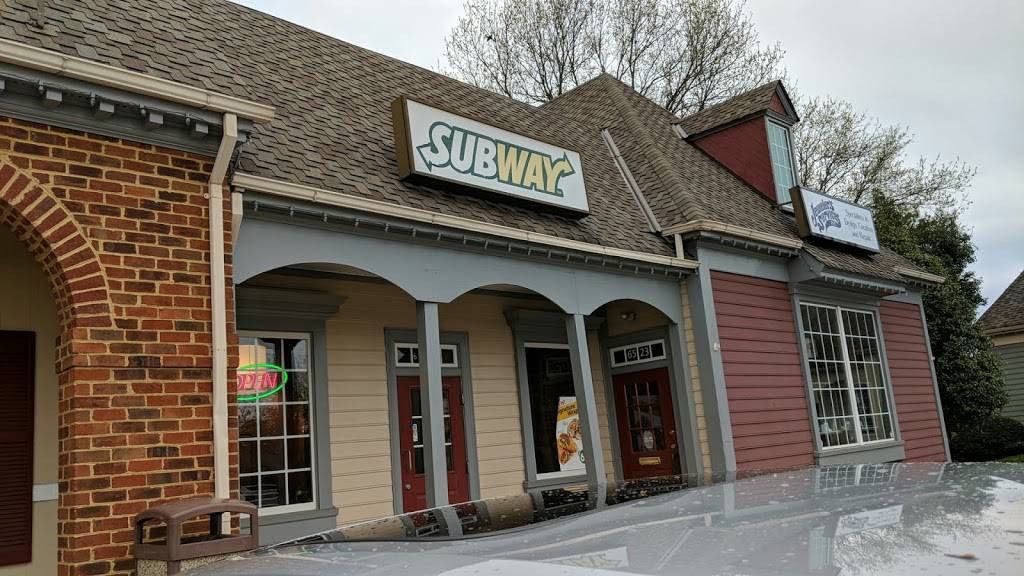 Subway Restaurants | restaurant | 6521 Centralia Rd Units #18 & #19 Chesterfield Meadows S, C, Chesterfield, VA 23832, USA | 8047489493 OR +1 804-748-9493