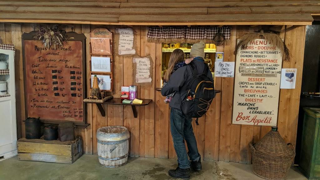 La Cabane à Sucre Brazeau | restaurant | 316 Côte St Charles, Papineauville, QC J0V 1R0, Canada | 8194275611 OR +1 819-427-5611