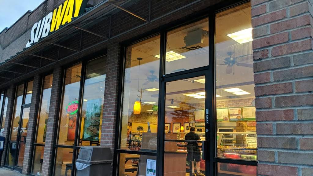 Subway | restaurant | 4351 Roosevelt Blvd, Middletown, OH 45044, USA | 5134233362 OR +1 513-423-3362