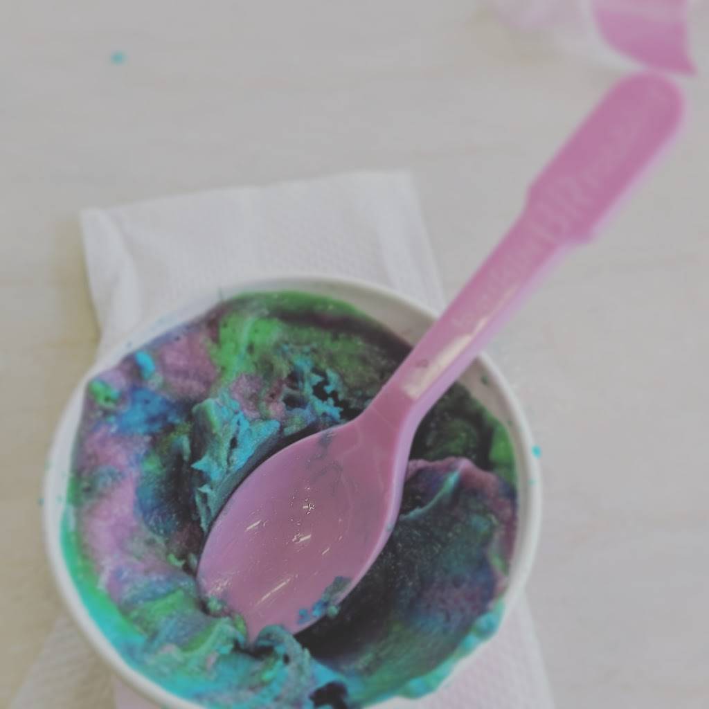 Baskin-Robbins | restaurant | 3944 S Garnett Rd, Tulsa, OK 74146, USA | 9189386324 OR +1 918-938-6324