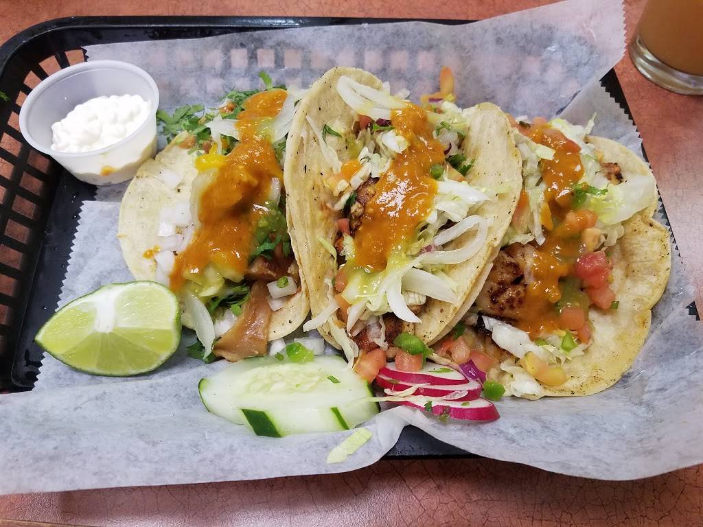 Taqueria Los Compadres | restaurant | 2427 Crain Hwy, Waldorf, MD 20601, USA | 2402223546 OR +1 240-222-3546