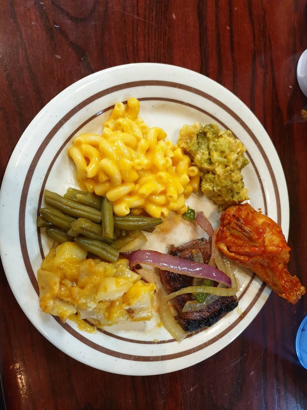 Wood Grill Buffet | restaurant | 2301 Parkway, Pigeon Forge, TN 37863, USA | 8654293120 OR +1 865-429-3120