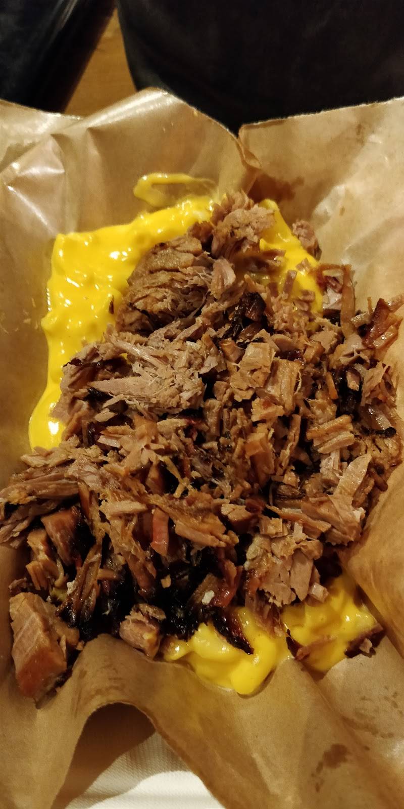 Dickeys Barbecue Pit | restaurant | 10005 W McDowell Rd, Avondale, AZ 85392, USA | 6239362011 OR +1 623-936-2011