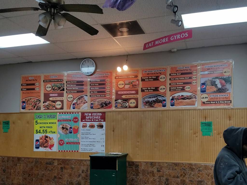 Maggie Gyros & Chicken | restaurant | 349 E 47th St, Chicago, IL 60653, USA | 7739241110 OR +1 773-924-1110