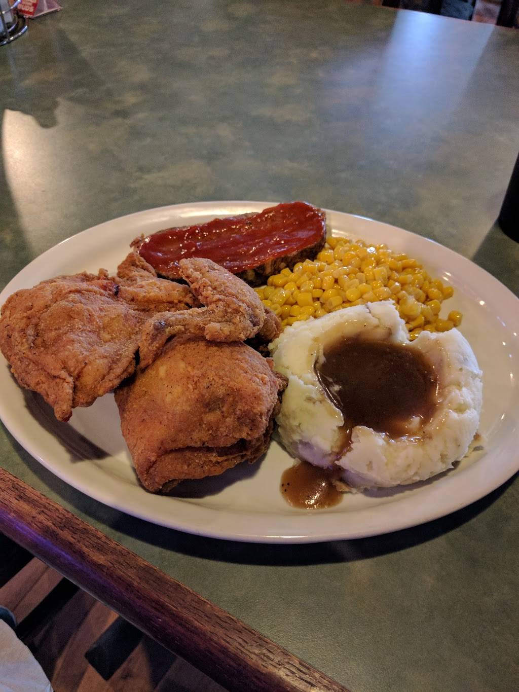 Brown Jerrys Blues Brews Barbecue | restaurant | 147 W St Louis St, Pacific, MO 63069, USA | 6363930553 OR +1 636-393-0553