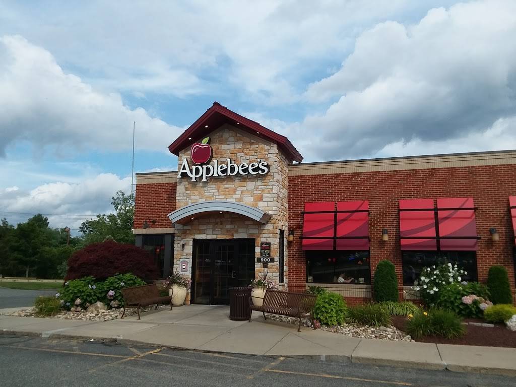 Applebees Grill + Bar | restaurant | 900 S Washington St, North Attleborough, MA 02760, USA | 5086434660 OR +1 508-643-4660
