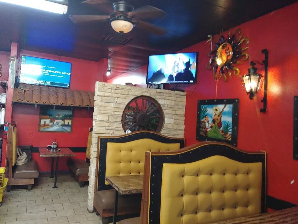 El Manzanillo Mexican Restaurant | restaurant | 737 Cook St, Royston, GA 30662, USA | 7062454725 OR +1 706-245-4725