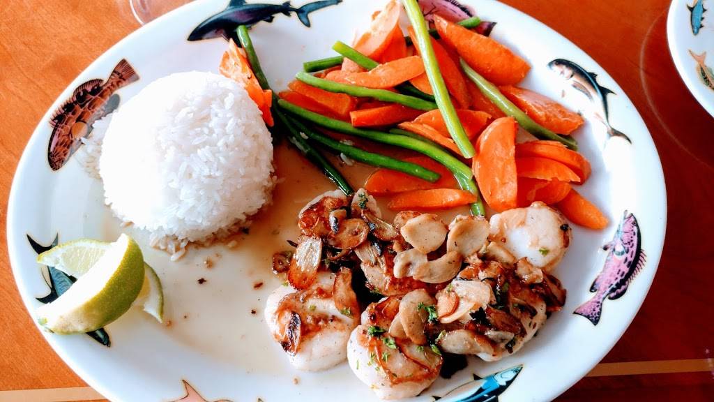 El Floridita Seafood Restaurant - Bird Road | restaurant | 8393 SW 40th St, Miami, FL 33155, USA | 3052211511 OR +1 305-221-1511