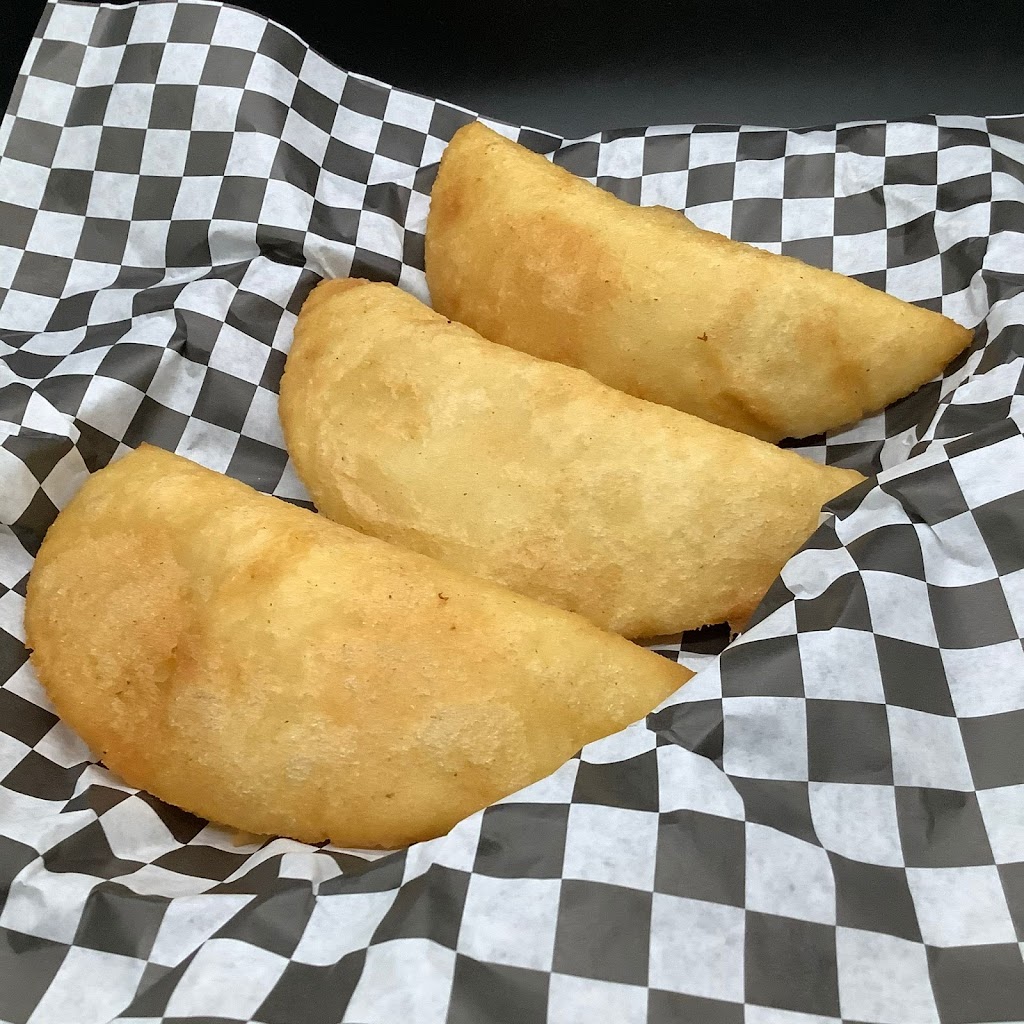 La Ollita Latin Food | restaurant | 5421 W Waters Ave Parking, Tampa, FL 33634, USA | 8134397074 OR +1 813-439-7074