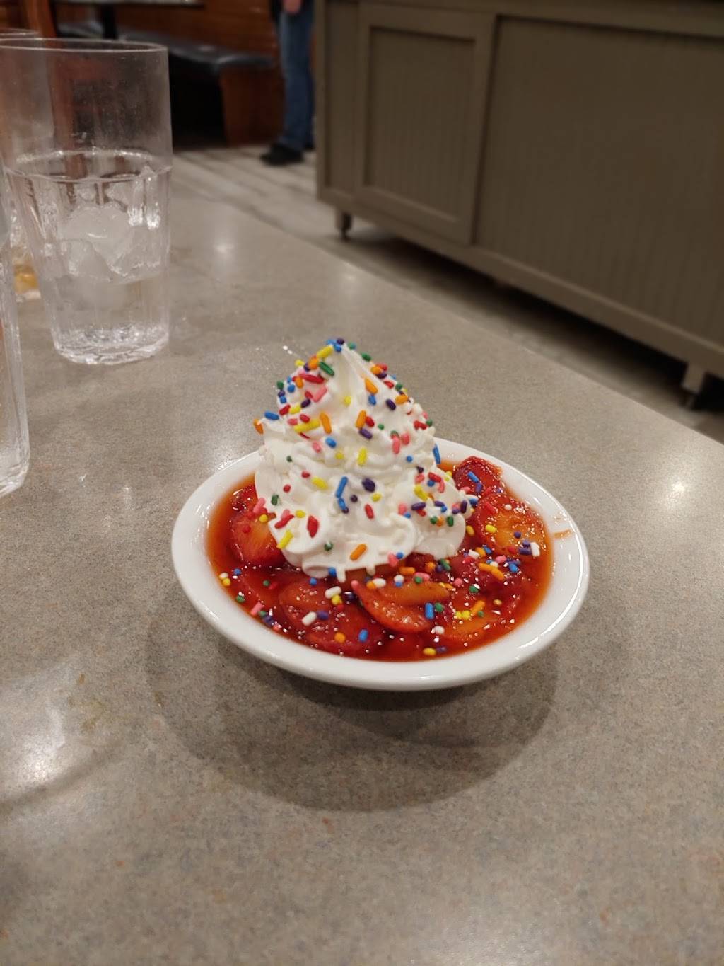 Freds Market Restaurant | restaurant | 1401 W Dr Martin Luther King Jr Blvd, Plant City, FL 33563, USA | 8137527763 OR +1 813-752-7763