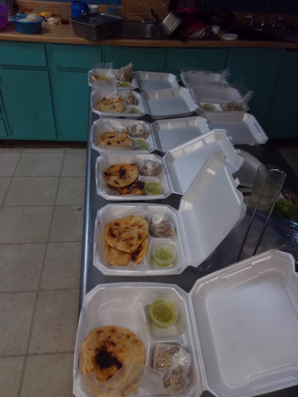 Gilgal Restaurant | restaurant | 306 FM 2025, Cleveland, TX 77327, USA | 9369334552 OR +1 936-933-4552