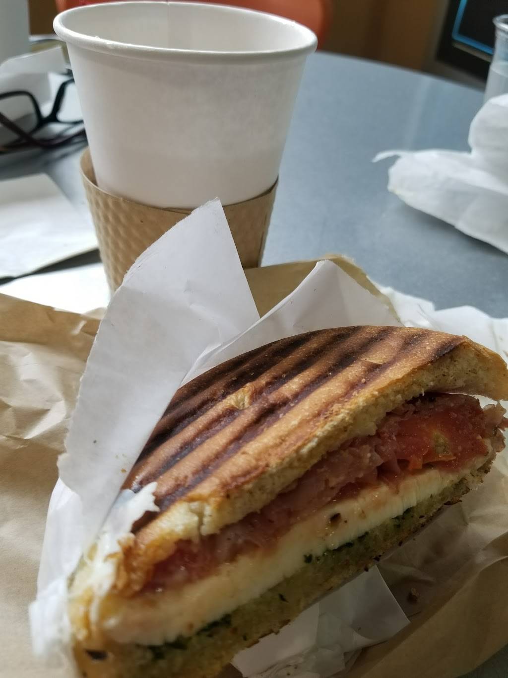 Caffe Duetto | cafe | 5646 Bay St, Emeryville, CA 94608, USA | 5105941349 OR +1 510-594-1349