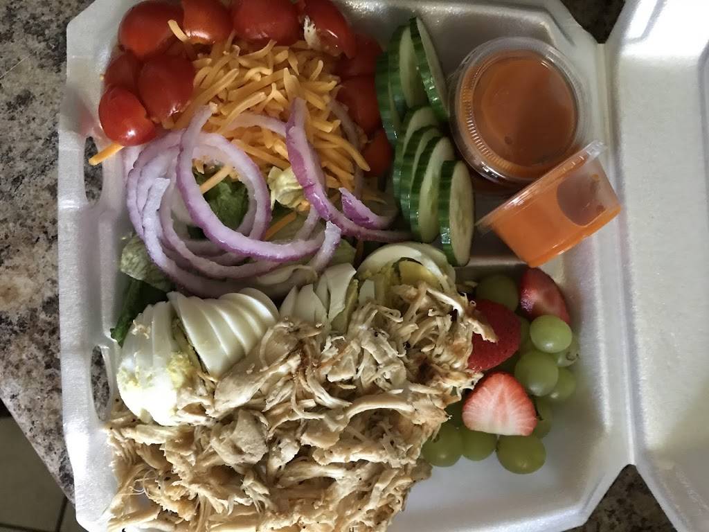 Opals Super Salads & Specials | restaurant | 3098 Westwood Northern Blvd, Cincinnati, OH 45211, USA | 5139521572 OR +1 513-952-1572
