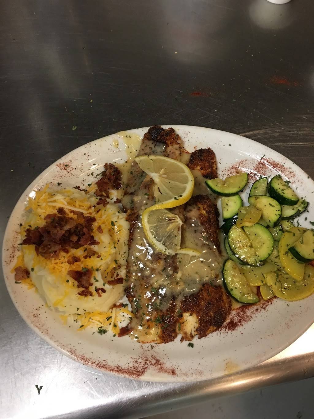 Shotz Sports Pub & Grill | restaurant | 100 McMillan Dr j, Spartanburg, SC 29303, USA | 8647075363 OR +1 864-707-5363