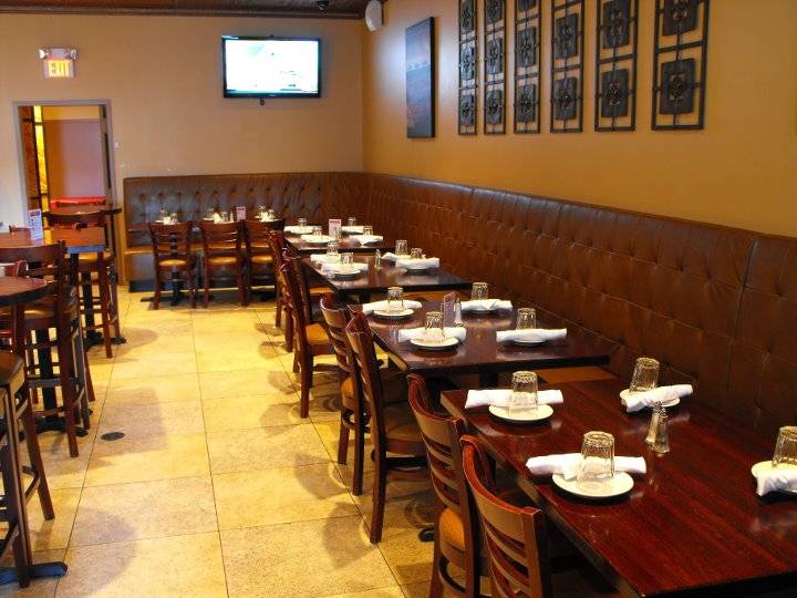 Lorenzos Ristorante Italiano | restaurant | 39 Elm St, West Haven, CT 06516, USA | 2039325846 OR +1 203-932-5846