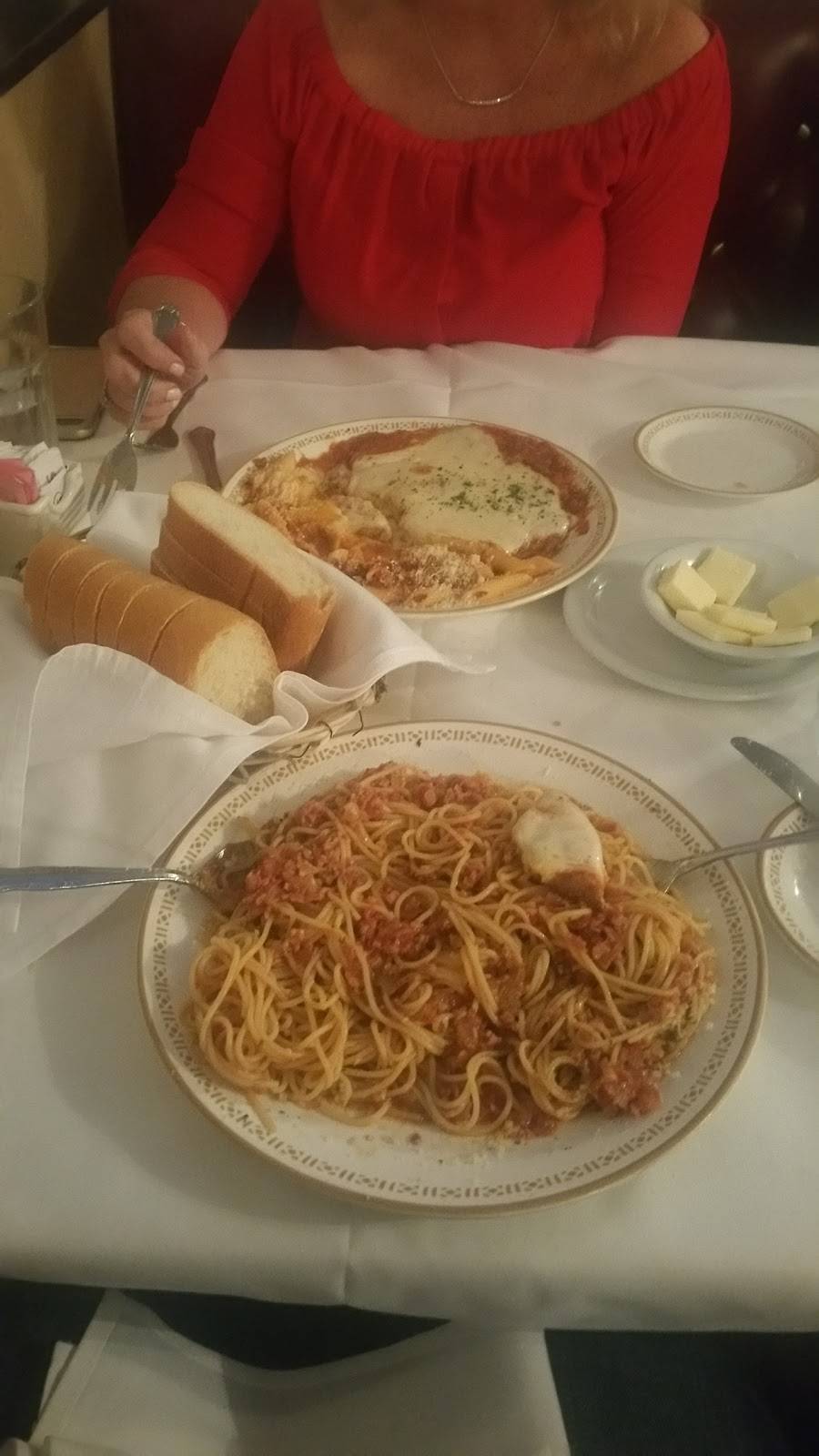 Marcellos | restaurant | 2100 Taraval, San Francisco, CA 94116, USA | 4156651430 OR +1 415-665-1430