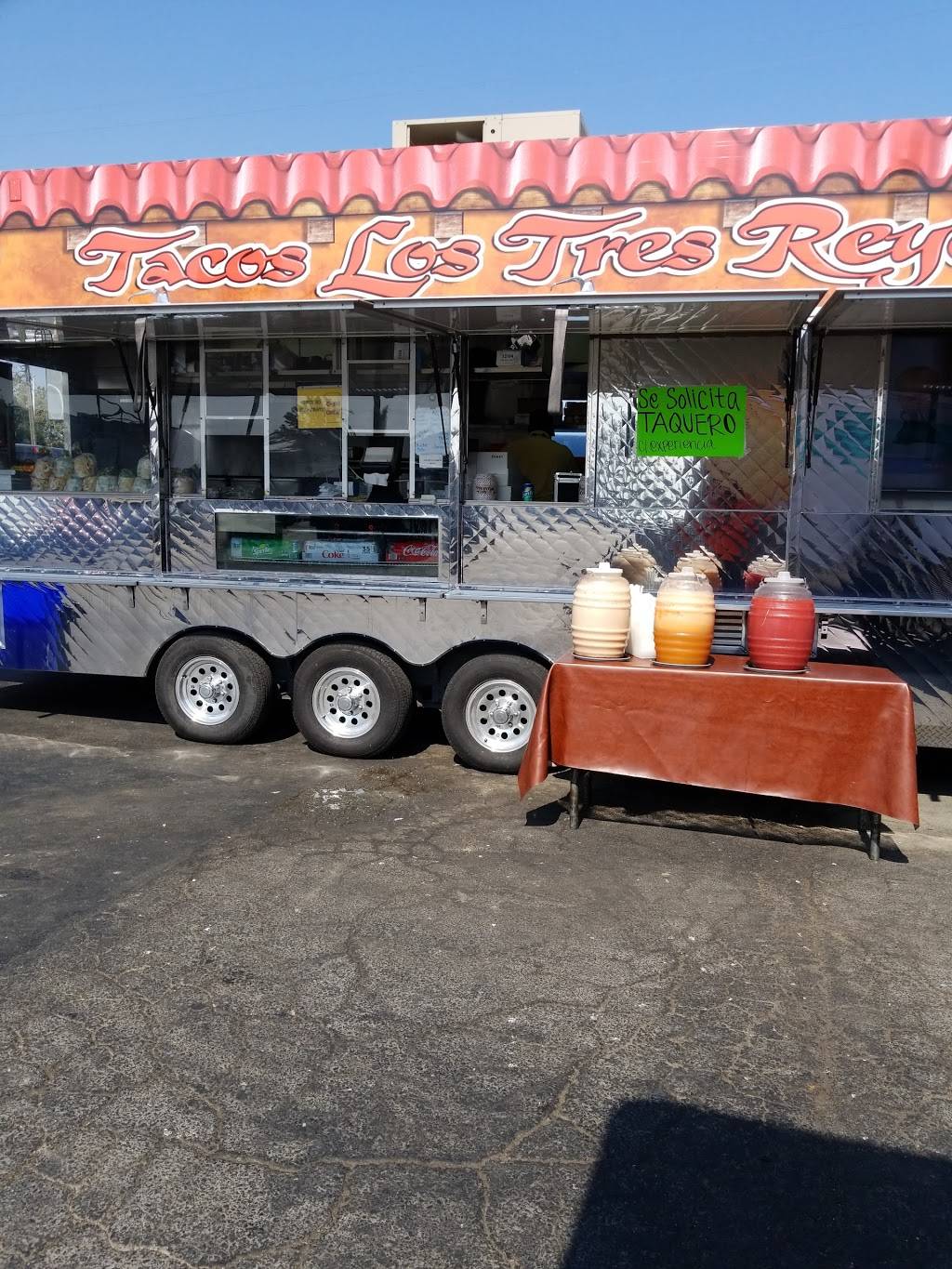 Tacos Los 3 Reyes | restaurant | 1610 Old Bayshore Hwy, San Jose, CA 95112, USA | 4084519709 OR +1 408-451-9709