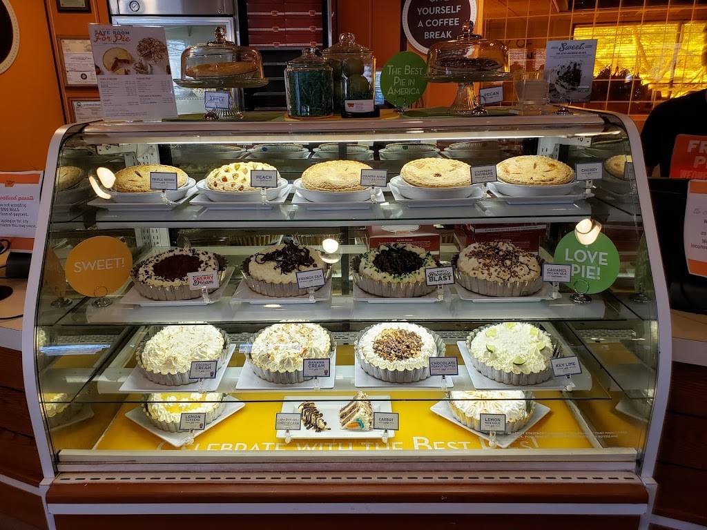 Village Inn | bakery | 2780 E Germann Rd, Chandler, AZ 85286, USA | 4808558250 OR +1 480-855-8250