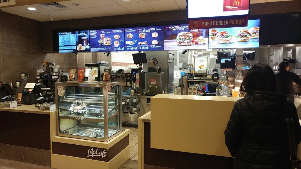McDonalds | cafe | Town Centre, 31 Tapscott Rd, Scarborough, ON M1B 4Y7, Canada | 4167548071 OR +1 416-754-8071