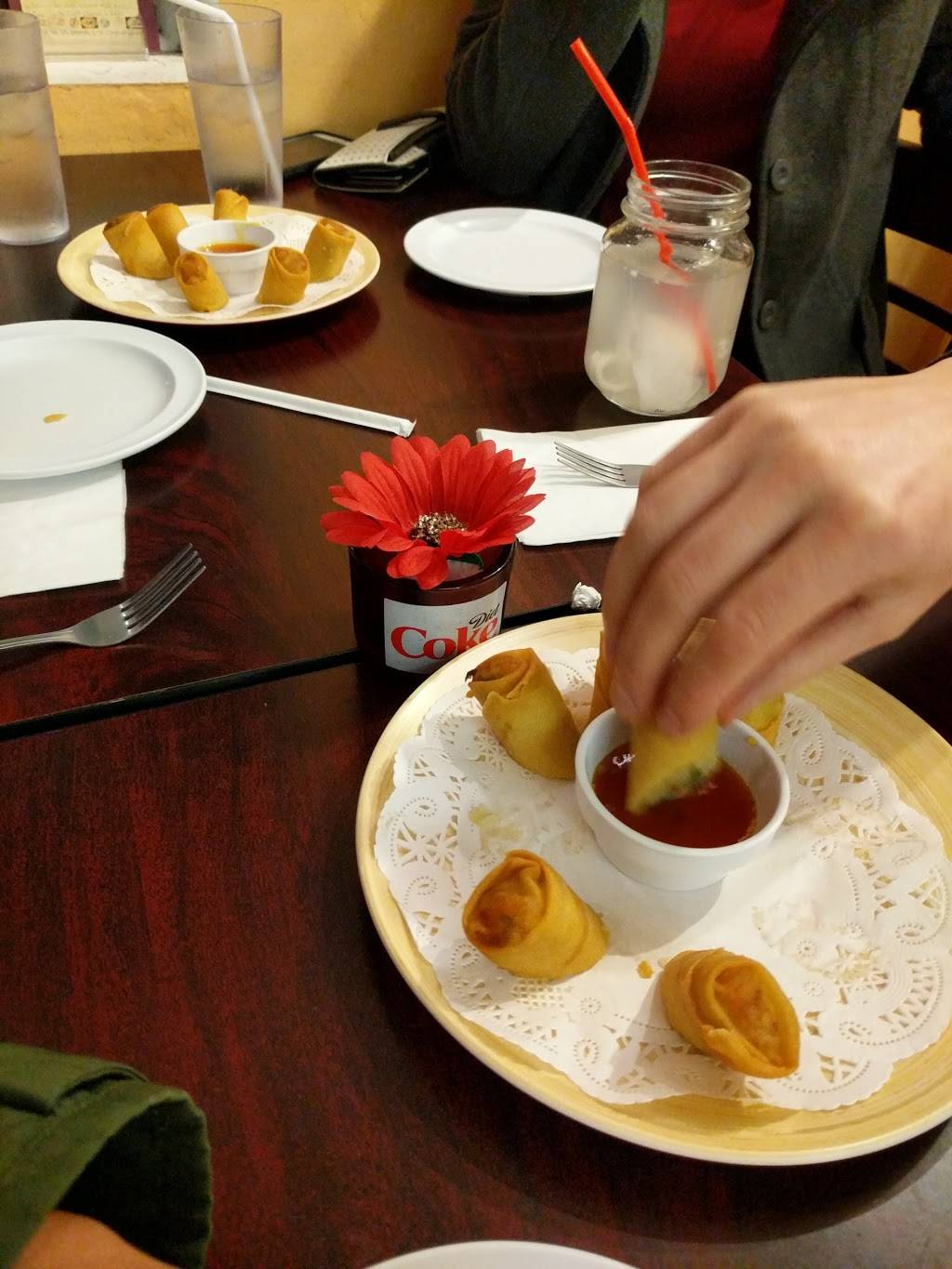 Siam I Am | restaurant | 215 S Pacific Coast Hwy, Redondo Beach, CA 90277, USA | 3103747202 OR +1 310-374-7202