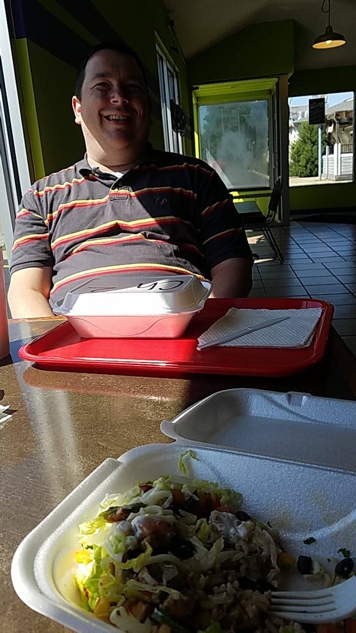 Mi Casa Tu Casa | restaurant | 1415 4th St, Charleston, IL 61920, USA | 2175122188 OR +1 217-512-2188