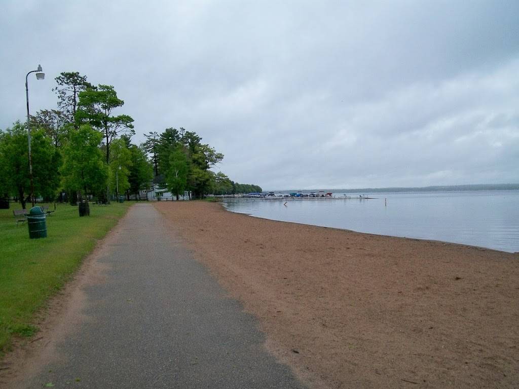 Shawano County Park | meal takeaway | W5791 Lake Dr, Shawano, WI 54166, USA | 7155244986 OR +1 715-524-4986