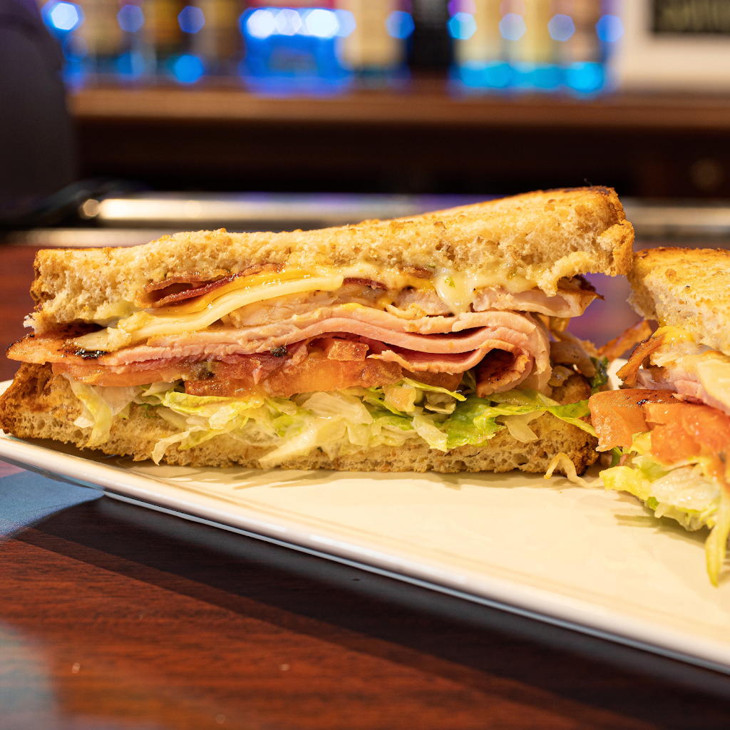 The Hill Bar & Grill | restaurant | 4800 E Douglas Ave, Wichita, KS 67208, USA | 3162011190 OR +1 316-201-1190