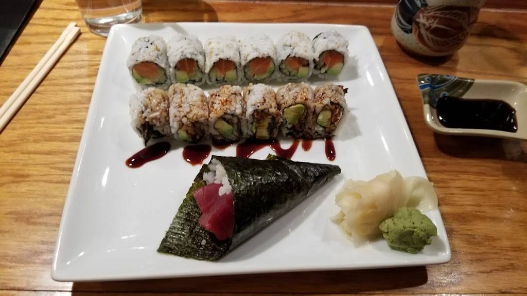 Liki Sushi & Hibachi | restaurant | 243 Schuylkill Rd, Phoenixville, PA 19460, USA | 6109839960 OR +1 610-983-9960