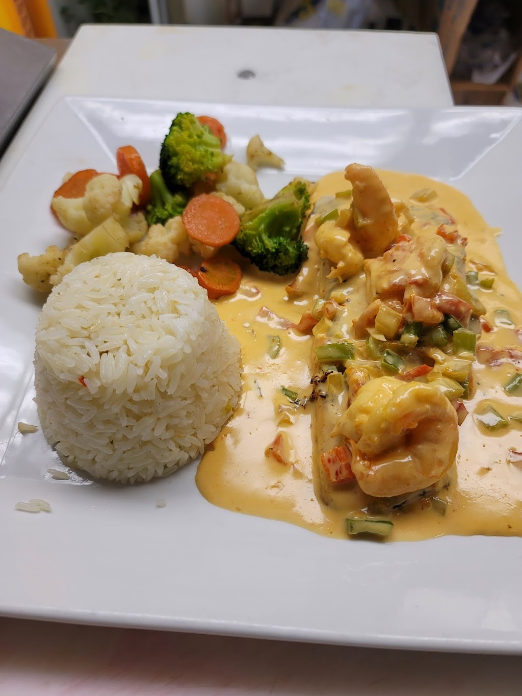 El Toquesito del Sabor | restaurant | 24 Eastern Ave, Malden, MA 02148, USA | 7813887000 OR +1 781-388-7000