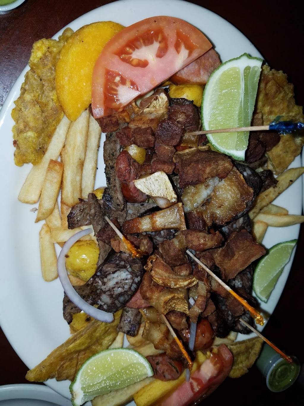 La Antioquena Restaurant | cafe | 3861 Lake Emma Rd, Lake Mary, FL 32746, USA | 4078292532 OR +1 407-829-2532