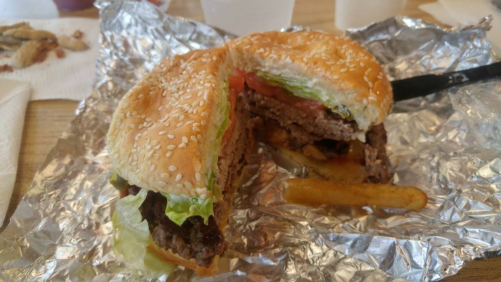 Five Guys | meal takeaway | 21720 W Long Grove Rd, Deer Park, IL 60010, USA | 8474385403 OR +1 847-438-5403
