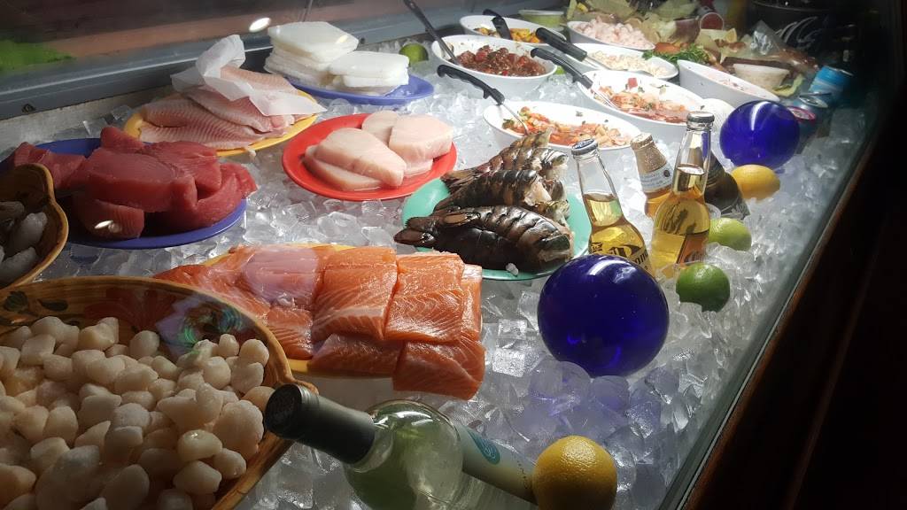 Catalina Fish Kitchen | restaurant | 670 W 17th St, Costa Mesa, CA 92627, USA | 9496458873 OR +1 949-645-8873