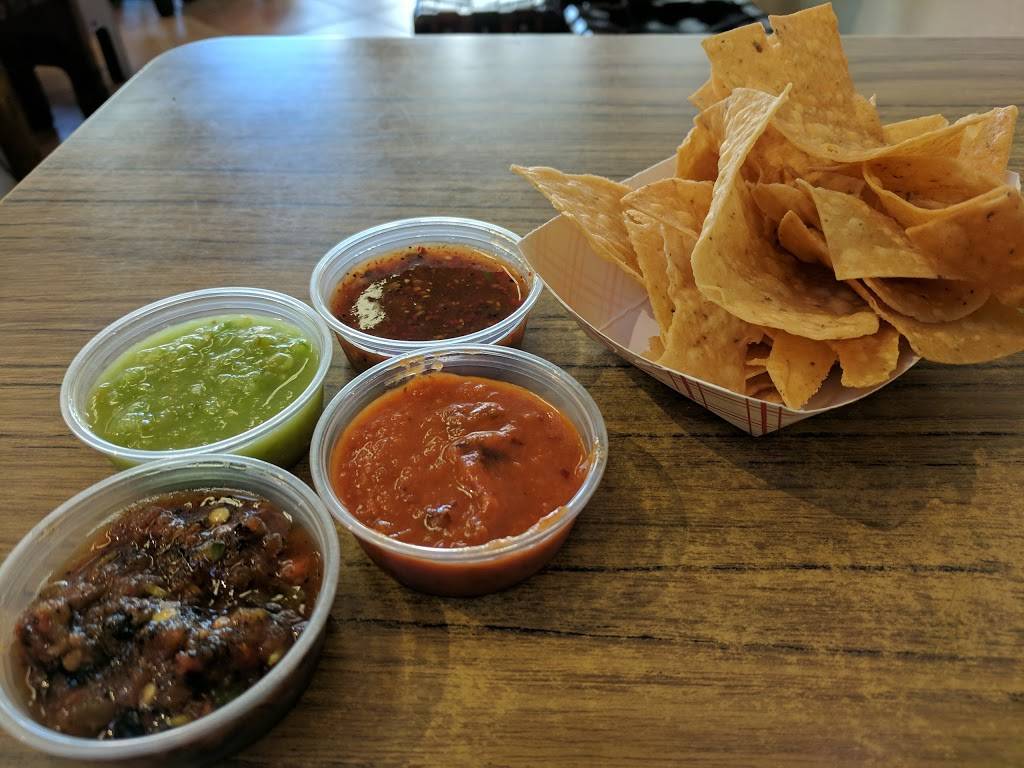 Pancho Villa Taqueria | restaurant | 3071 16th St, San Francisco, CA 94103, USA | 4158648840 OR +1 415-864-8840