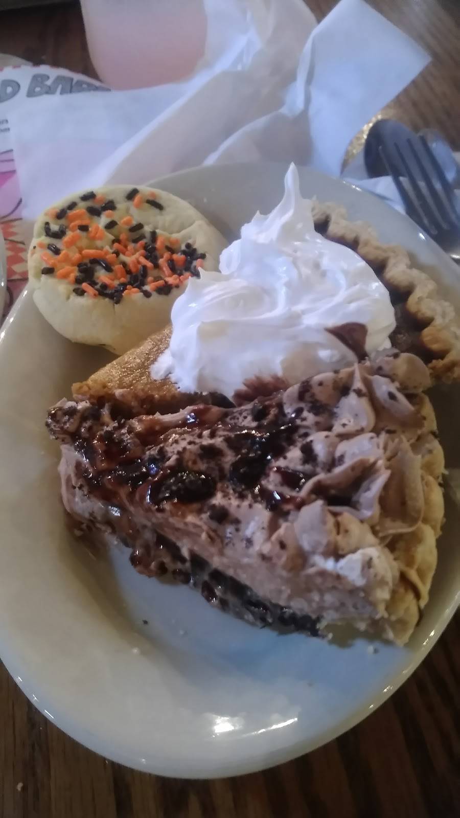 Old Barn Out Back | restaurant | 3175 W Elm St, Lima, OH 45805, USA | 4199913075 OR +1 419-991-3075