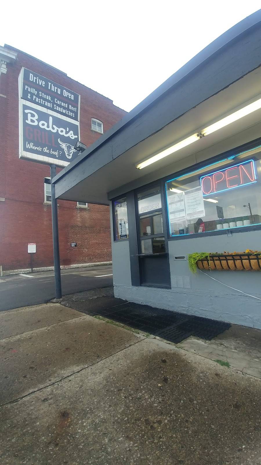 Baba’s Grill | restaurant | 112 E Main St, Newark, OH 43055, USA | 7409159070 OR +1 740-915-9070