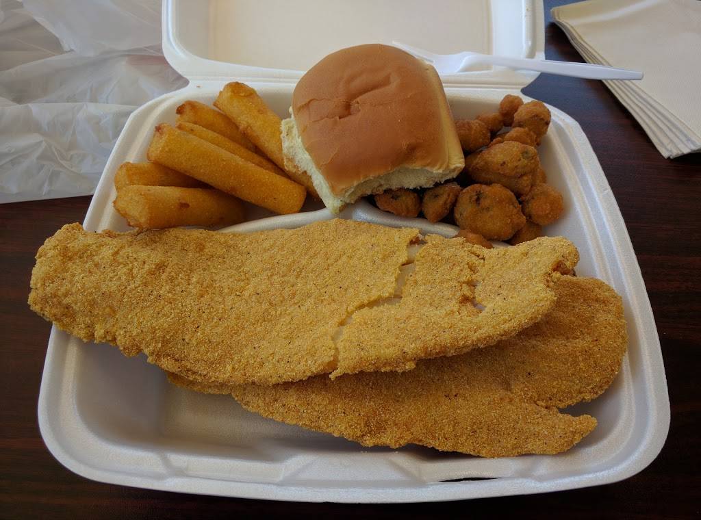 Lisas Chicken | restaurant | 2301 W Jefferson St, Grand Prairie, TX 75051, USA | 9726393811 OR +1 972-639-3811