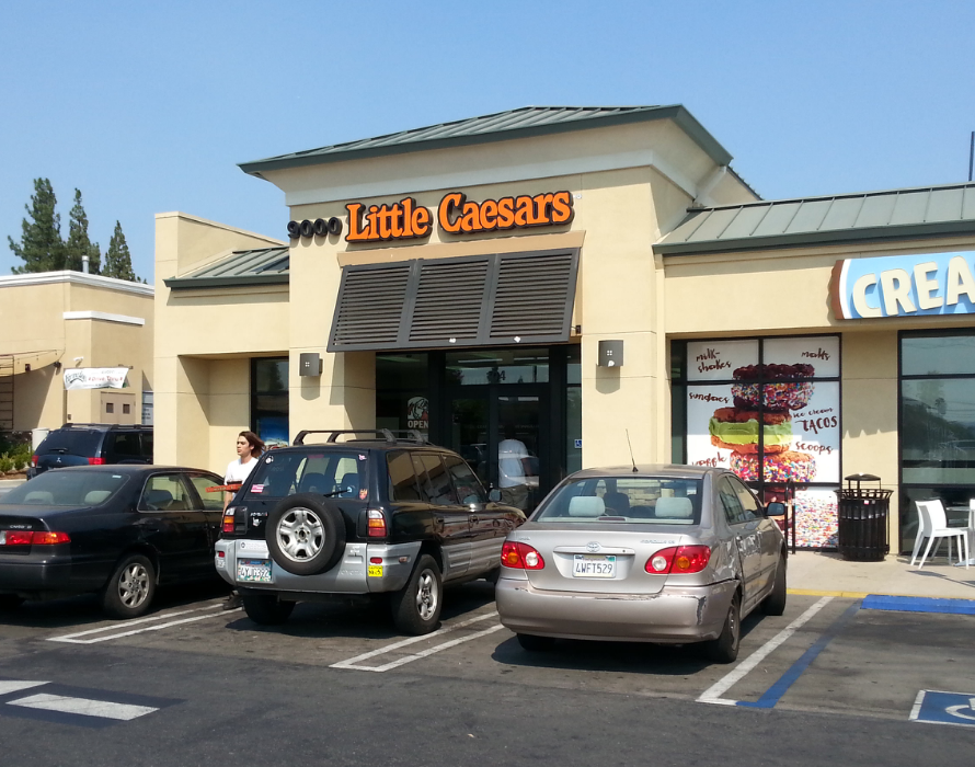 Little Caesars Pizza | meal takeaway | 9000-9020 Reseda Blvd, Northridge, CA 91324, USA | 8183499200 OR +1 818-349-9200