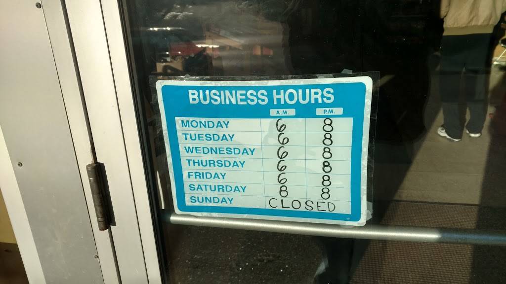 Warmings Market | meal takeaway | 294 Maine St, Brunswick, ME 04011, USA | 2077293012 OR +1 207-729-3012