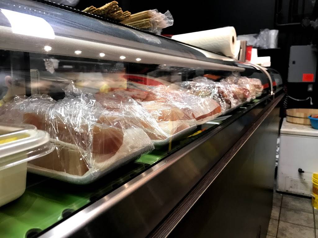 HO Sushi Express | restaurant | 28 Lee Centre Dr, Scarborough, ON M1H 3J1, Canada | 4164319397 OR +1 416-431-9397