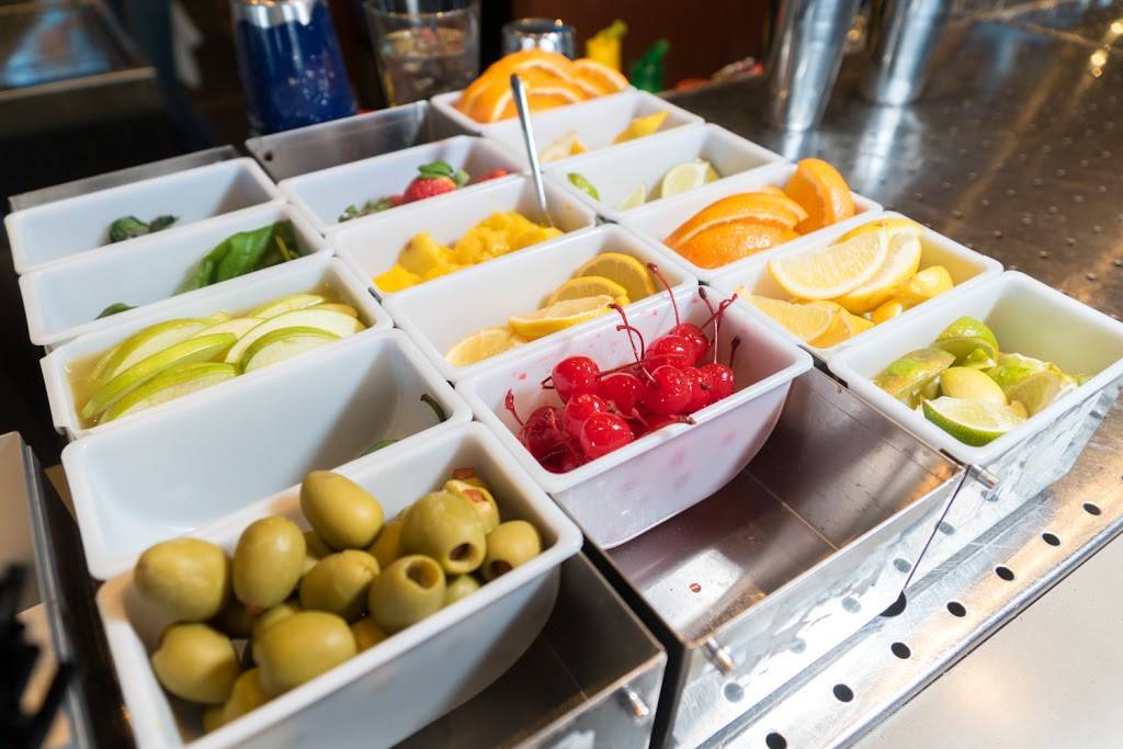 Blackfinn Ameripub - Ballantyne | restaurant | 14825 Ballantyne Village Way #100, Charlotte, NC 28277, USA | 7049006095 OR +1 704-900-6095