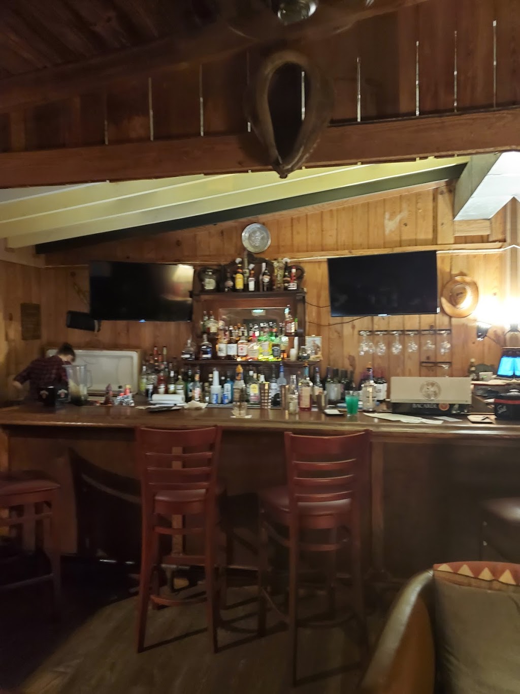 Coach-n-Four Steakhouse | restaurant | 7445 Pine Forest Rd, Pensacola, FL 32526, USA | 8509441600 OR +1 850-944-1600