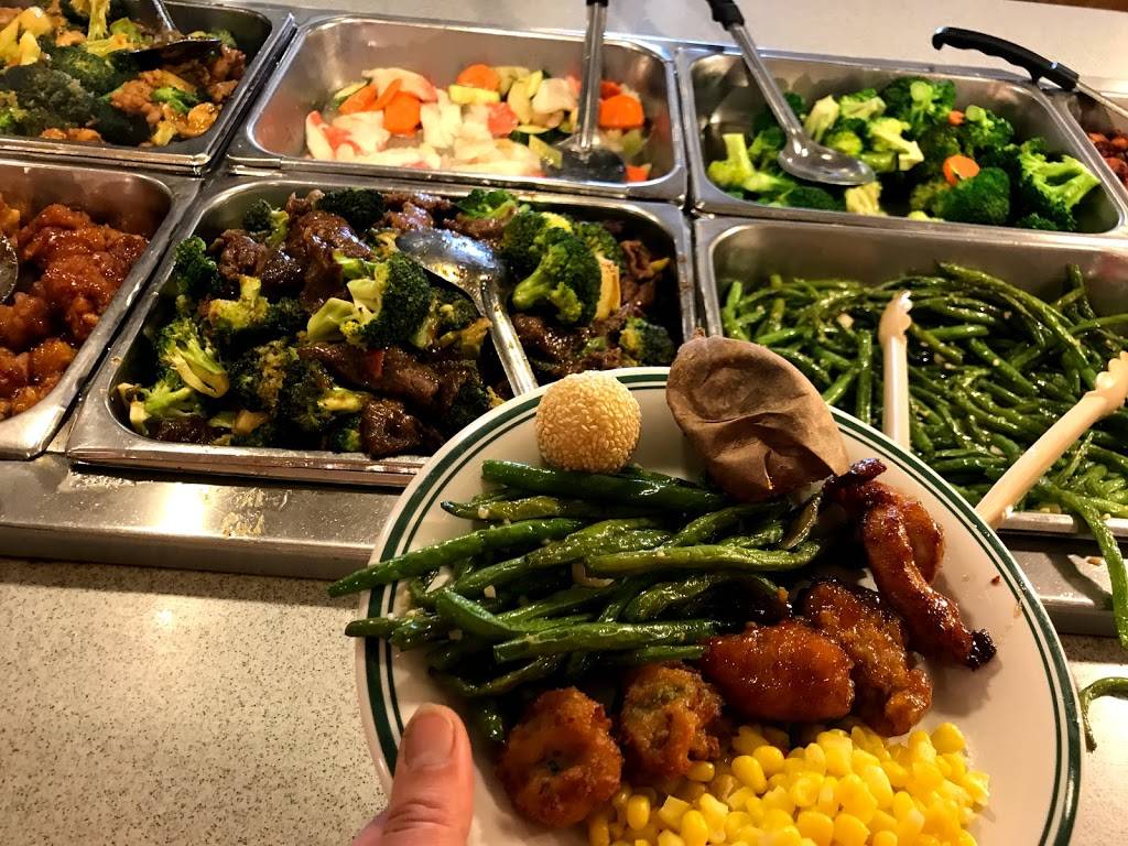 New Buffet Castle | restaurant | 3326 W Belmont Ave, Chicago, IL 60618, USA | 7732676688 OR +1 773-267-6688