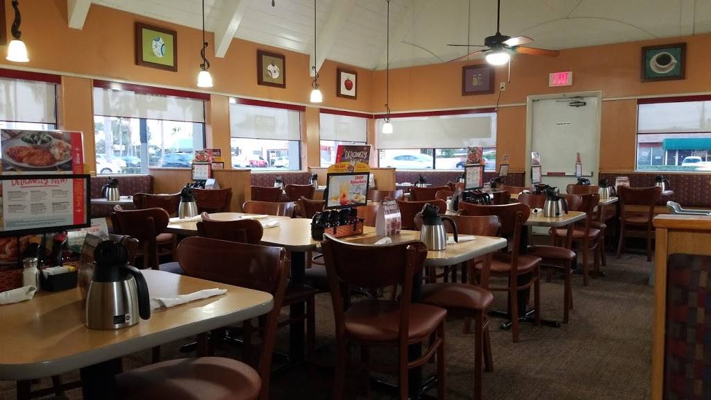 IHOP | restaurant | 7378 SW 40th St, Miami, FL 33155, USA | 3052636882 OR +1 305-263-6882