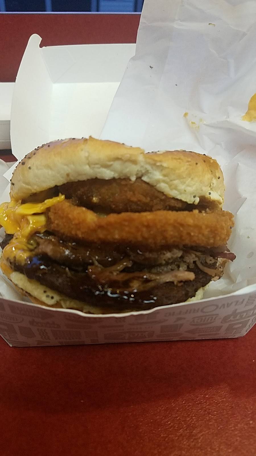 Jack in the Box | restaurant | 6080 Mission Gorge Rd, San Diego, CA 92120, USA | 6193251799 OR +1 619-325-1799