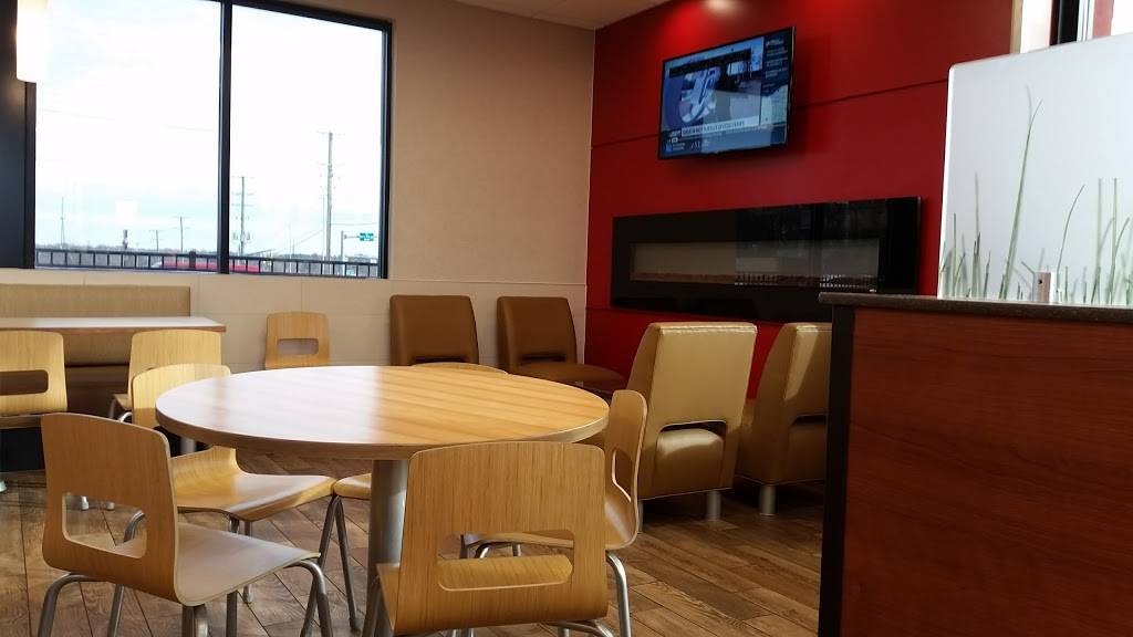 Wendys | restaurant | 4773 Portage St NW, North Canton, OH 44720, USA | 3304990636 OR +1 330-499-0636