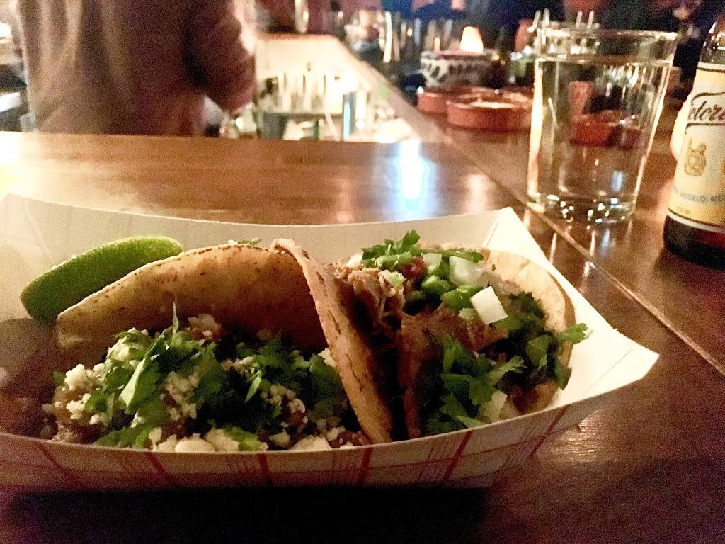 Todos Santos | restaurant | 2456 N California Ave, Chicago, IL 60647, USA | 3128788571 OR +1 312-878-8571