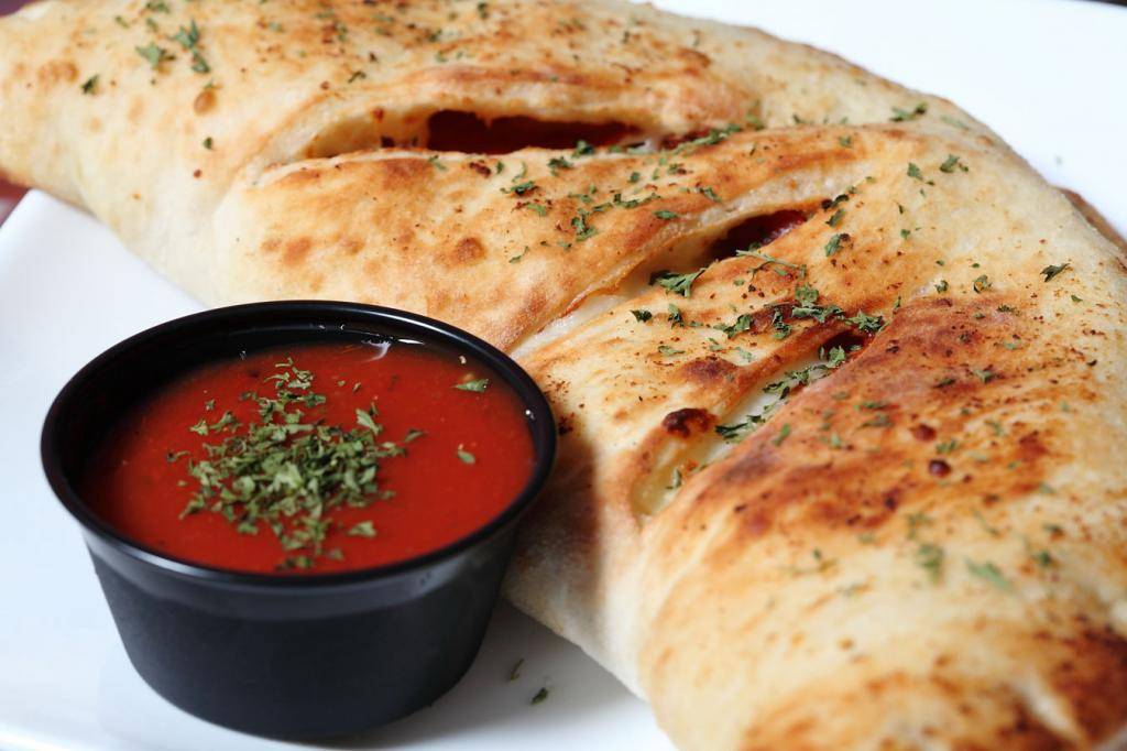 Queen City Pizza | meal delivery | 2580 Queen City Ave, Cincinnati, OH 45238, USA | 5136611700 OR +1 513-661-1700