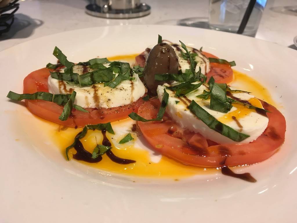 Mamma Olivia | restaurant | 3528 S Maryland Pkwy, Las Vegas, NV 89169, USA | 7028231222 OR +1 702-823-1222