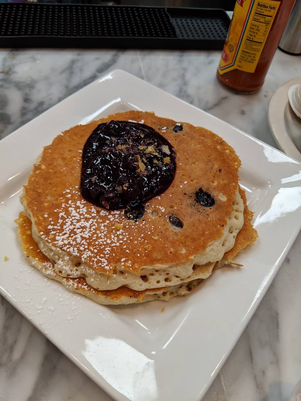 Stax Cafe | restaurant | 522 N Milwaukee Ave, Chicago, IL 60642, USA | 3128775055 OR +1 312-877-5055